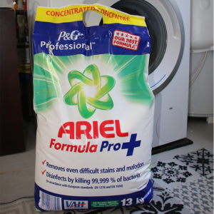 Lessive désinfectante Ariel Formula Pro+ 13Kg